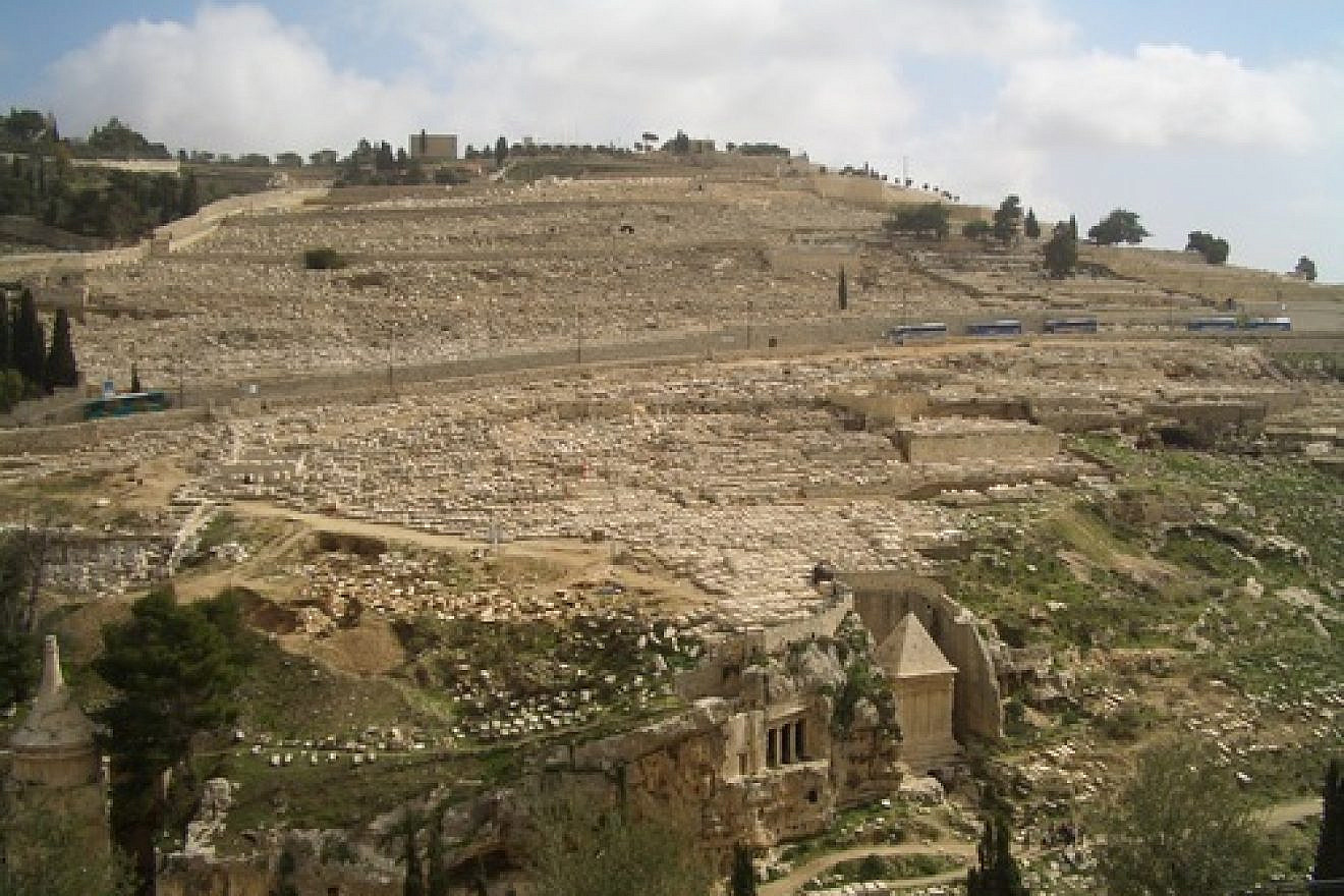 The Mount of Olives viewed from the Old City walls of Jerusalem. Credit: Wilson44691/Wikimedia Commons.