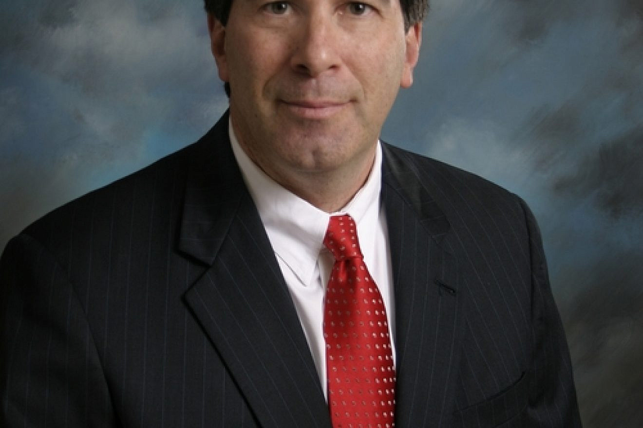 Click photo to download. Caption: StandWithUs-New York Co-Chair Eric R. Mandel.