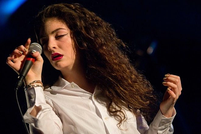 Lorde, whose song "Royals" makes the JNS.org Passover pop playlist. Credit: Kirk Stauffer via Wikimedia Commons.