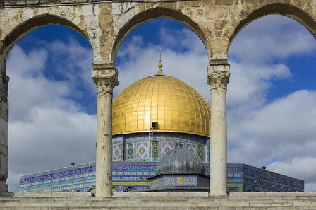 The Dome of the Rock on the Temple Mount. Credit: Andrew Shiva via Wikimedia Commons.