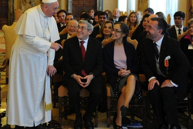 In front, from left to right: Pope Francis, American Jewish Committee (AJC) President Stanley M. Bergman, Stanley's wife Marion Bergman, and AJC International Director of Interreligious Affairs Rabbi David Rosen at the Vatican on Feb. 13. Credit: AJC.