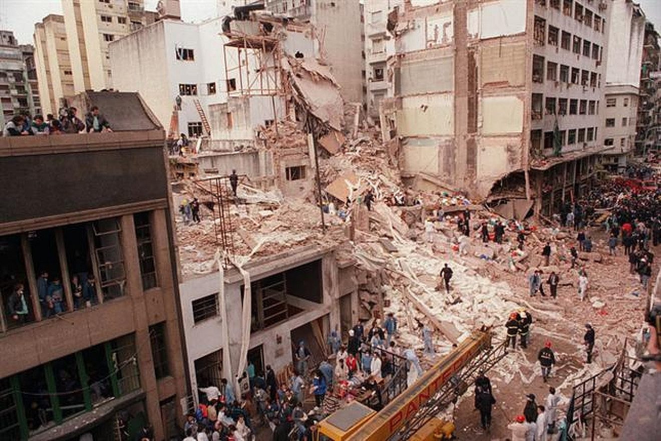 The ruins of the AMIA Jewish Community Center after the 1994 bombing in Buenos Aires. Credit: La Nación via Wikimedia Commons.