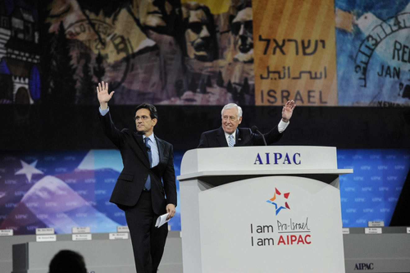 House Majority Leader Eric Cantor (R-Va.) and House Democratic Whip Steny Hoyer (D-Md.) at the recent 2014 AIPAC conference in Washington, DC. Cantor and Hoyer initiated a March 18 letter to President Barack Obama on Iran that was signed by 395 members of the House of Representatives. Credit: AIPAC.