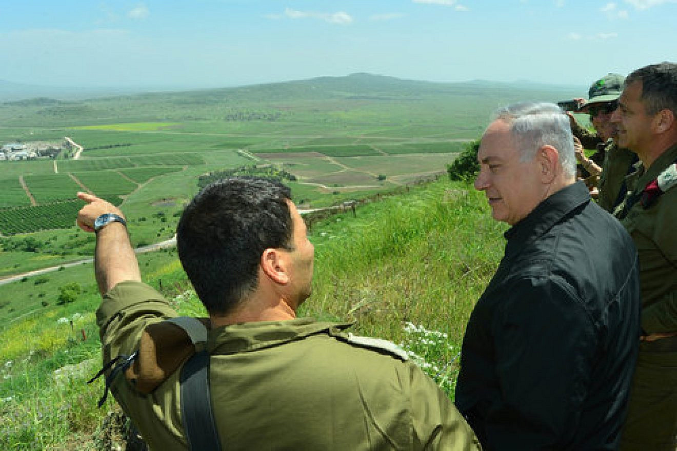 Israeli Prime Minister Benjamin Netanyahu on a tour of the Golan Heights. Credit: Kobi Gideon/GPO.