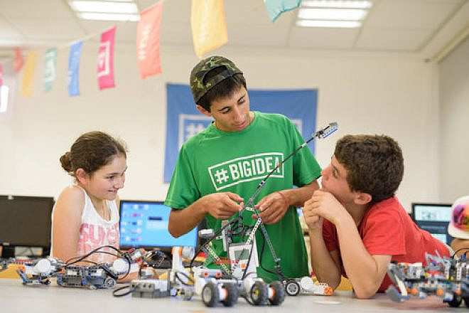 A high-tech activity at a Big Idea camp in Israel. Credit: Big Idea.