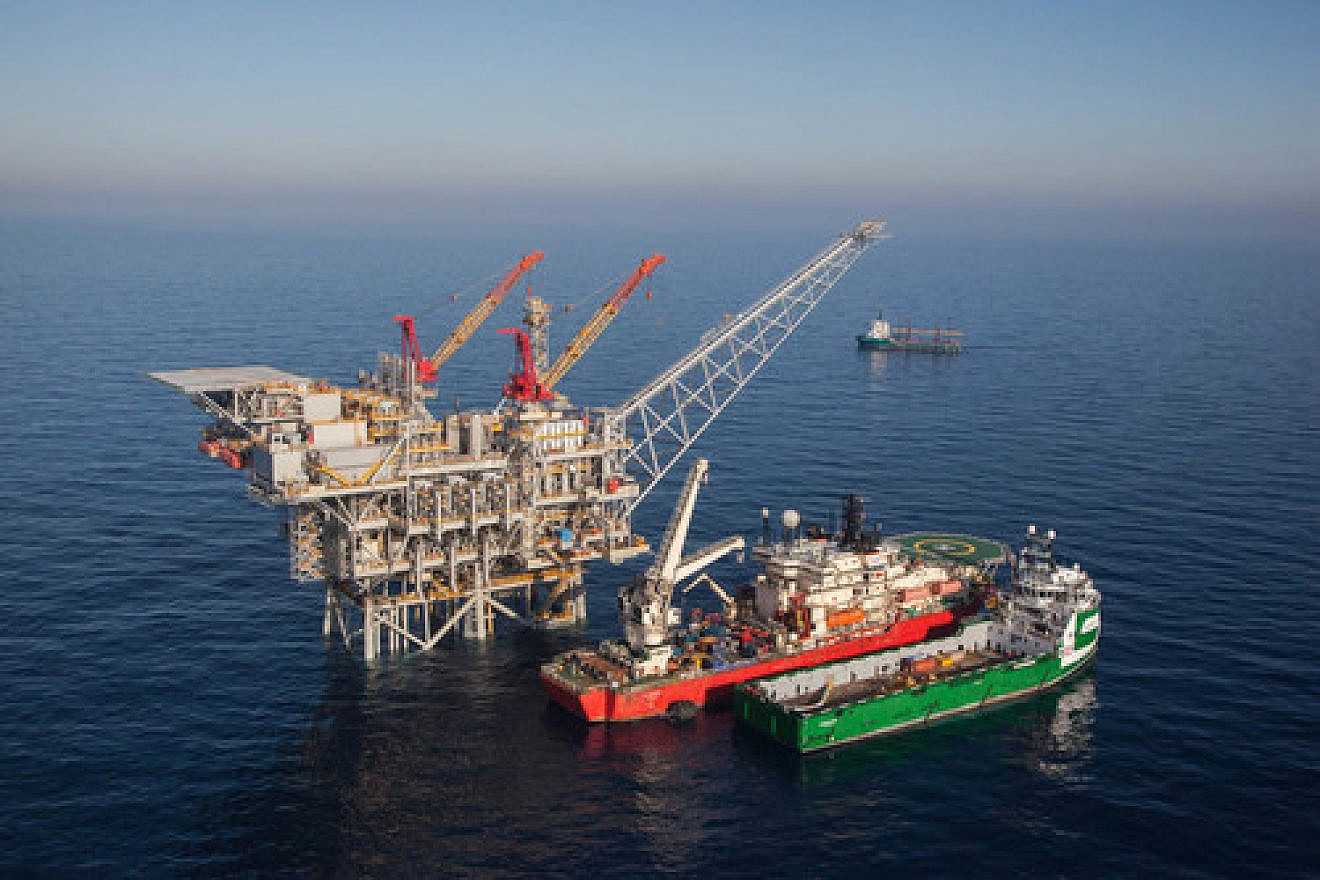 The Israeli gas rig Tamar, situated off Israel's northern coast. Credit: Albatross Aerial photography/Nobel Energy/Flash90.