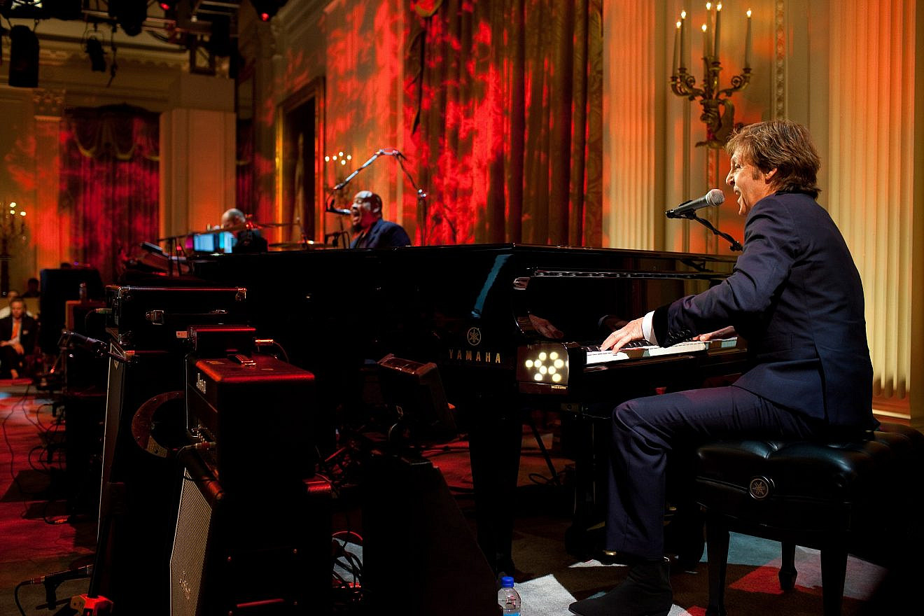 Paul McCartney (right) performs at the White House in 2010. Credit: White House photo by Pete Souza.