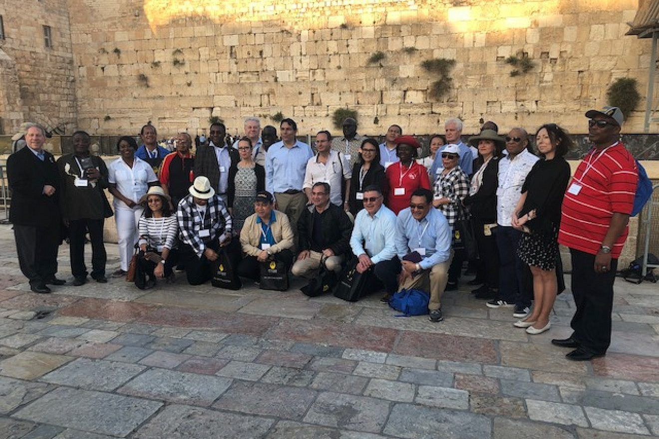 A delegation of ambassadors to the United Nations at the Kotel (Western Wall), together with Israeli Ambassador to the United Nations Danny Danon and Richard D. Heideman, president of the American Zionist Movement. Credit: American Zionist Movement.