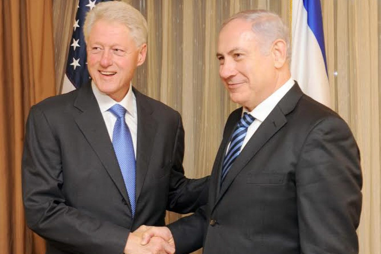 U.S. President Bill Clinton greets Israeli Prime Minister Benjamin Netanyahu in New York on Nov. 8, 2010. Photo by Avi Ohayon/GPO/Flash 90.