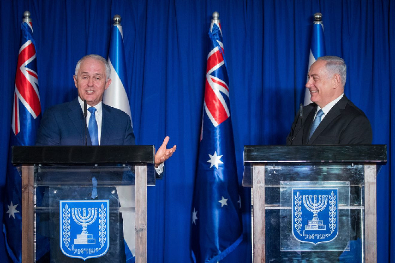 Australian Prime Minister Malcolm Turnbull (left) and Israeli Prime Minister Benjamin Netanyahu during a joint press conference at the Prime Minister's Office in Jerusalem, on Oct. 30, 2017. Photo by Yonatan Sindel/Flash90.
