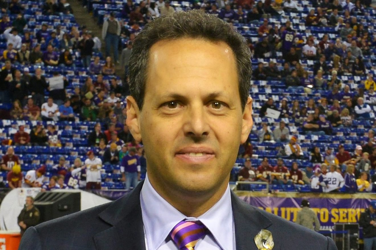 Minnesota Vikings owner Mark Wilf. Credit: Wikimedia Commons.