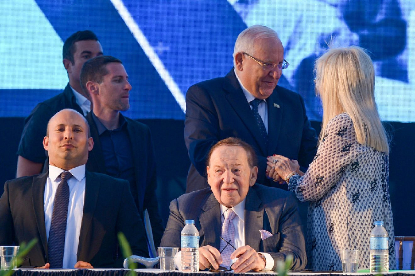 American businessman and investor Sheldon Adelson and his wife, Dr. Miriam Adelson, join Israeli President Reuven Rivlin and Education Minister Naftali Bennett at the ceremony for a new Faculty of Medicine at Ariel University in Samaria on Aug. 19, 2018. Photo by Ben Dori/Flash90.