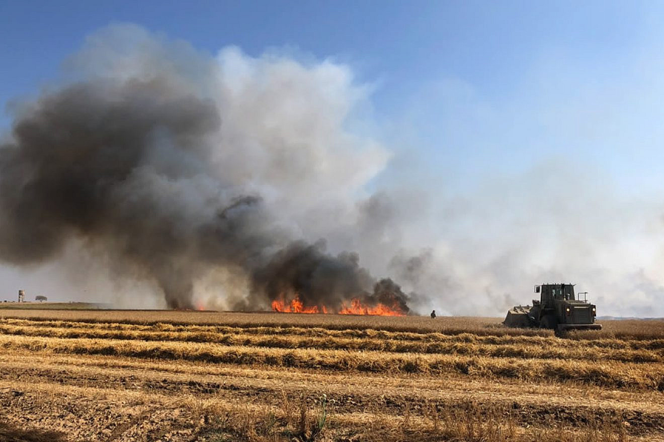 Fires in the Negev Desert in Israel as a result of arson terrorism from Palestinians in Gaza, July 2018. Photo by Tom Oren-Denenberg.