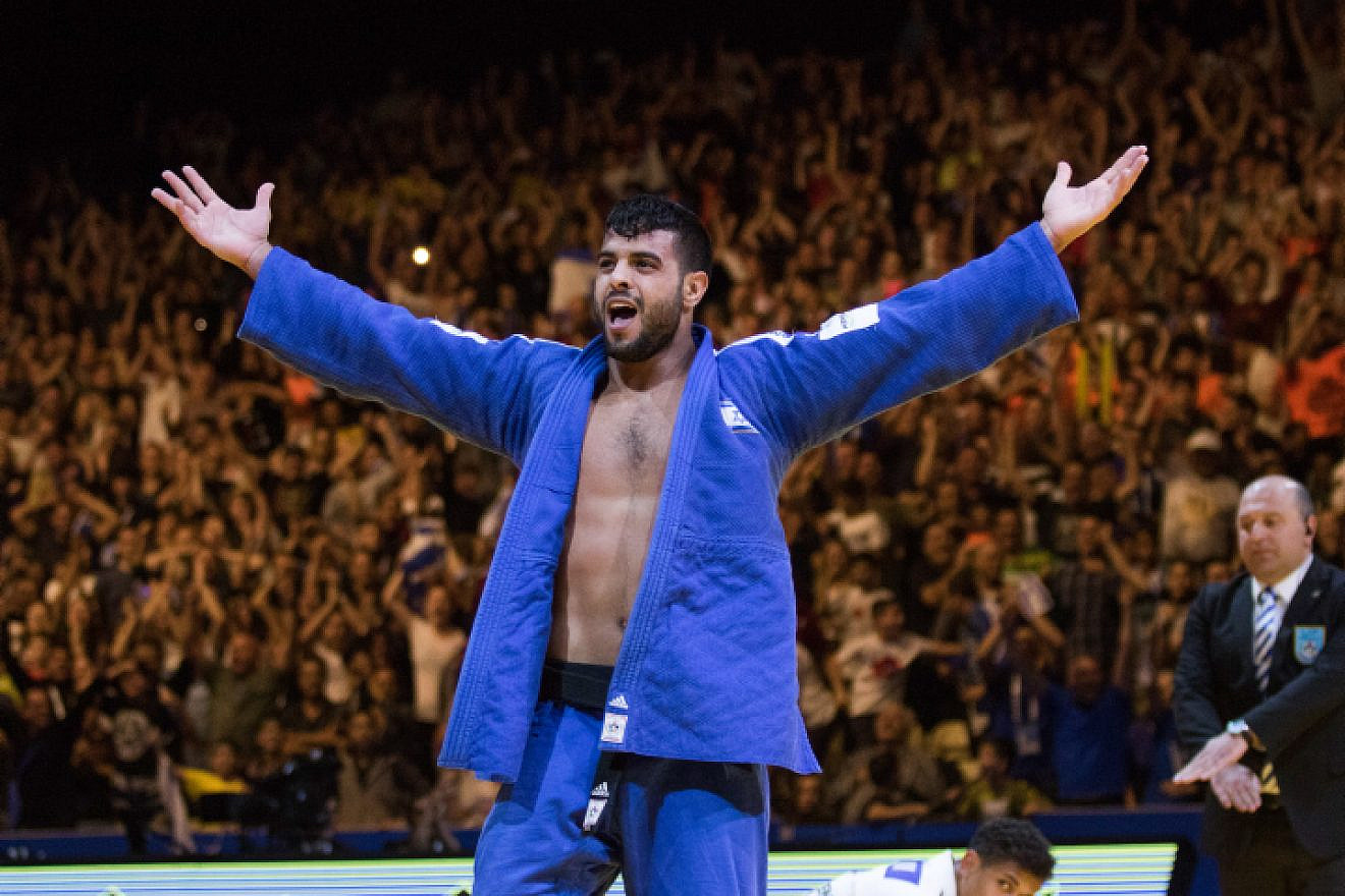 Israel's Sagi Muki celebrates after winning gold in the men's heavyweight category during the European Judo Championship in Tel Aviv on April 27, 2018. Photo by Roy Alima/Flash90.