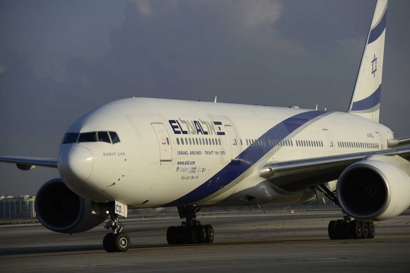 An El Al passenger jet at Ben-Gurion International Airport on Aug. 17, 2016. Photo by Tomer Neuberg/Flash90.