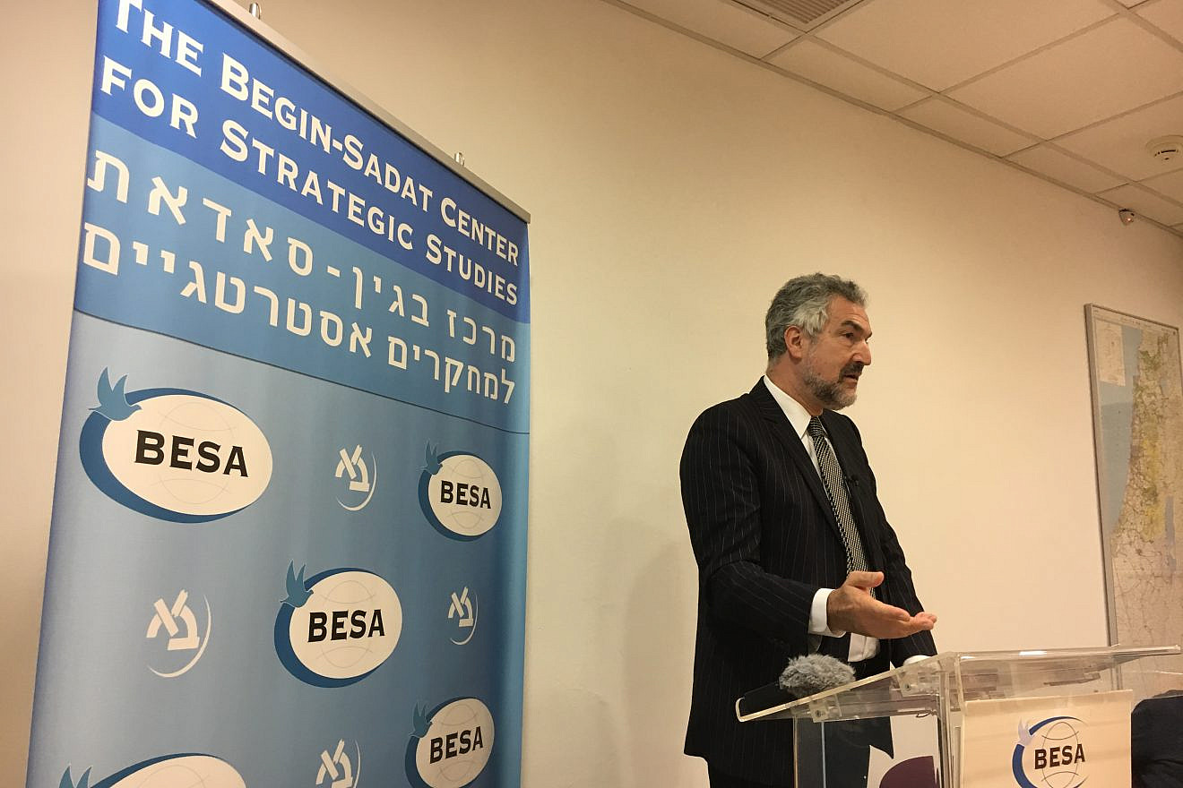 Middle East Forum President Daniel Pipes delivering remarks at the Begin-Sadat Center for Strategic Studies in Ramat Gan on Nov. 27, 2018. Photo by Josh Hasten.