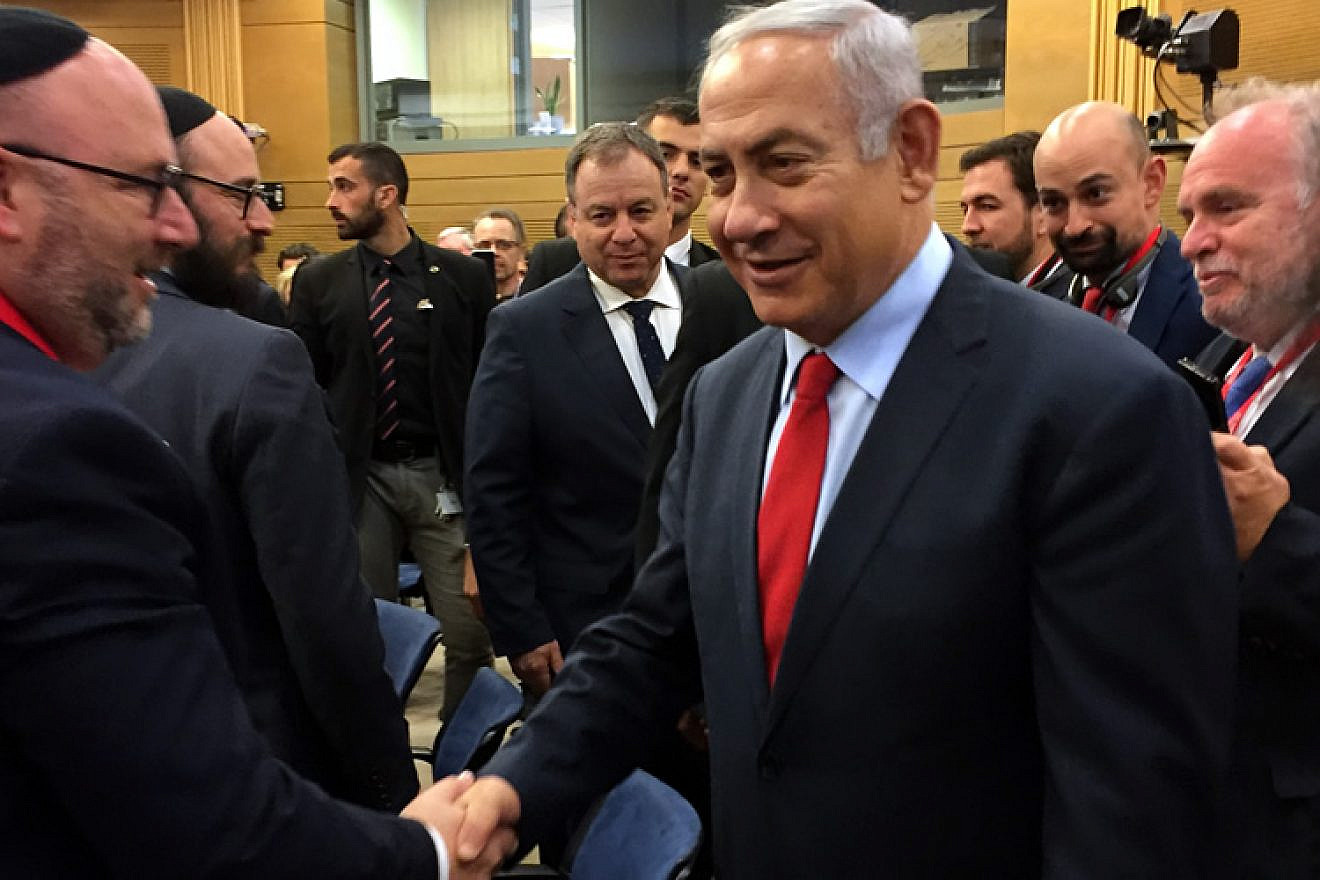 Israeli Prime Minister Benjamin Netanyahu greets journalists gathered from countries worldwide for the Jewish Media Summit, held from Nov. 25-28, 2018. Photo by Maayan Jaffe-Hoffman.