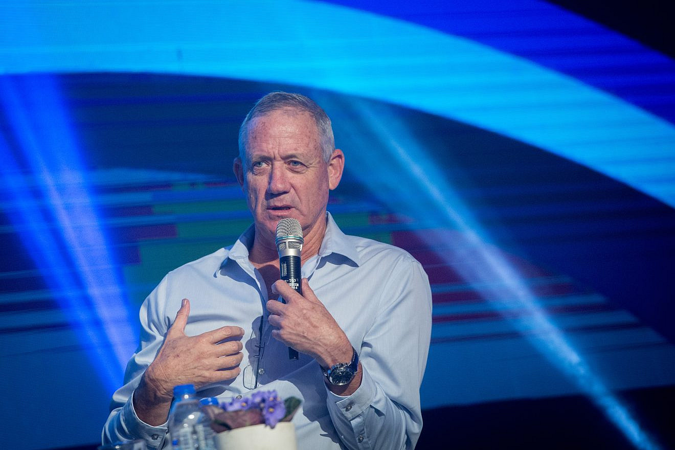 Former IDF Chief of Staff Benny Gantz speaks at the annual World Zionist Conference, in Jerusalem on Nov. 2, 2017. Credit: Miriam Alster/Flash90.