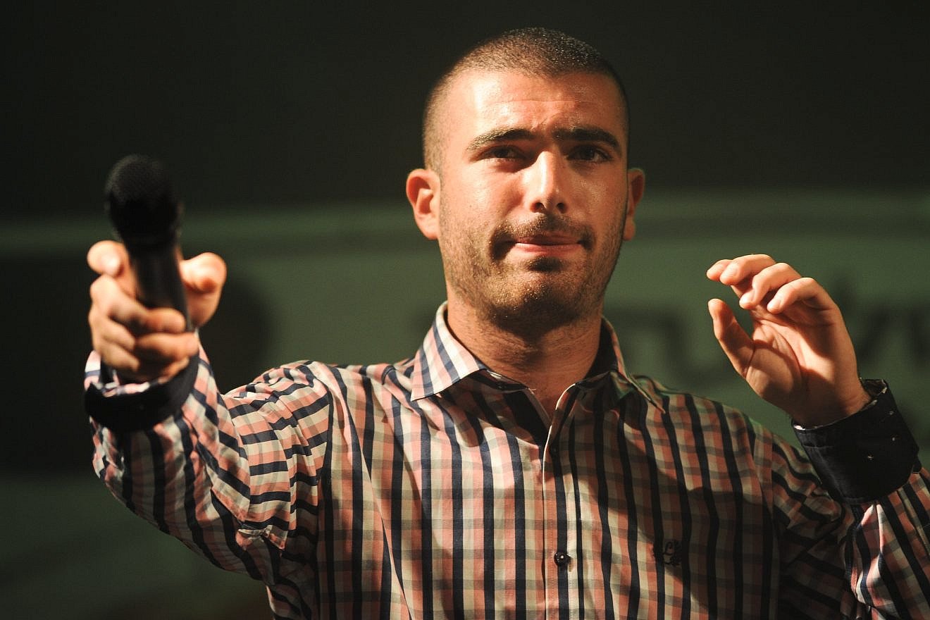 Israeli Mizrahi singer Omer Adam performs in Modi’in on Aug. 28, 2011. Photo by Jorge Novominsky/Flash 90.
