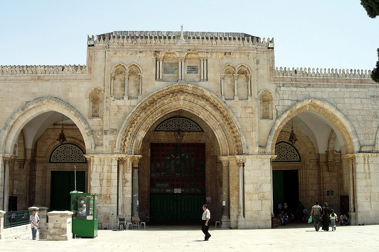 Al-Aqsa mosque on the Temple Mount in Jerusalem. Credit: Mark A. Wilson/Department of Geology, the College of Wooster.
