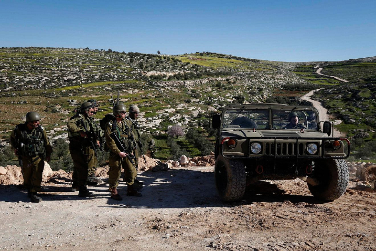 Israeli Border Police in the Palestinian settlements of Masafer Yatta near Hebron, on Feb. 13, 2019. Photo by Wisam Hashlamoun/Flash90.