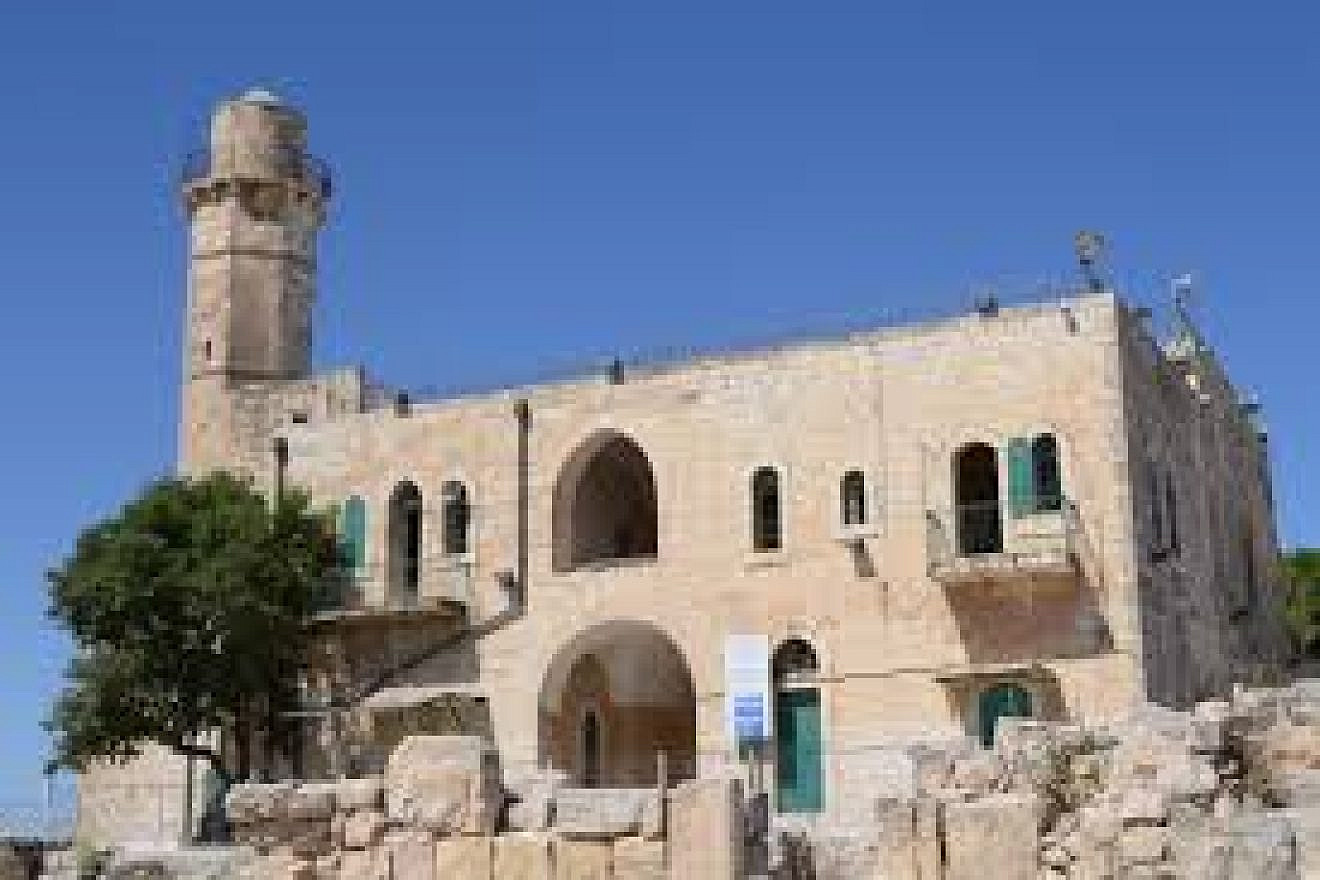 Tomb of the Prophet Samuel. Credit: Alexey Goral/Wikimedia Commons.