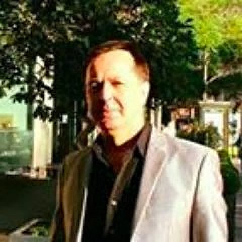 (Twitter)