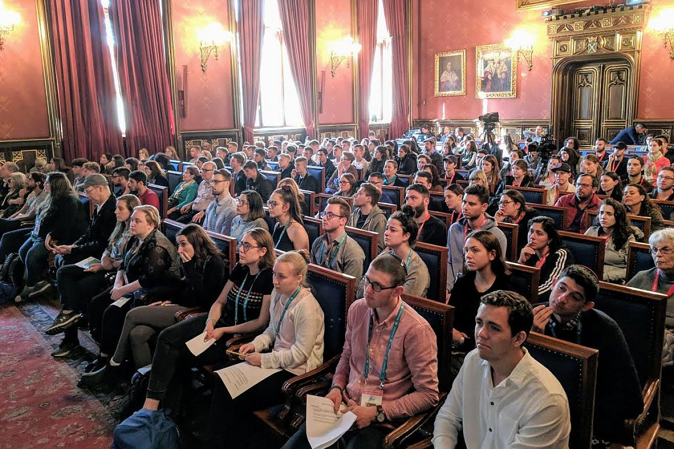 Participants of the first-ever “Emerging Leadership Conference,” an initiative of the International “March of the Living” program launched in response to a rise in global anti-Semitism, May 1, 2019. Credit: International March of the Living.