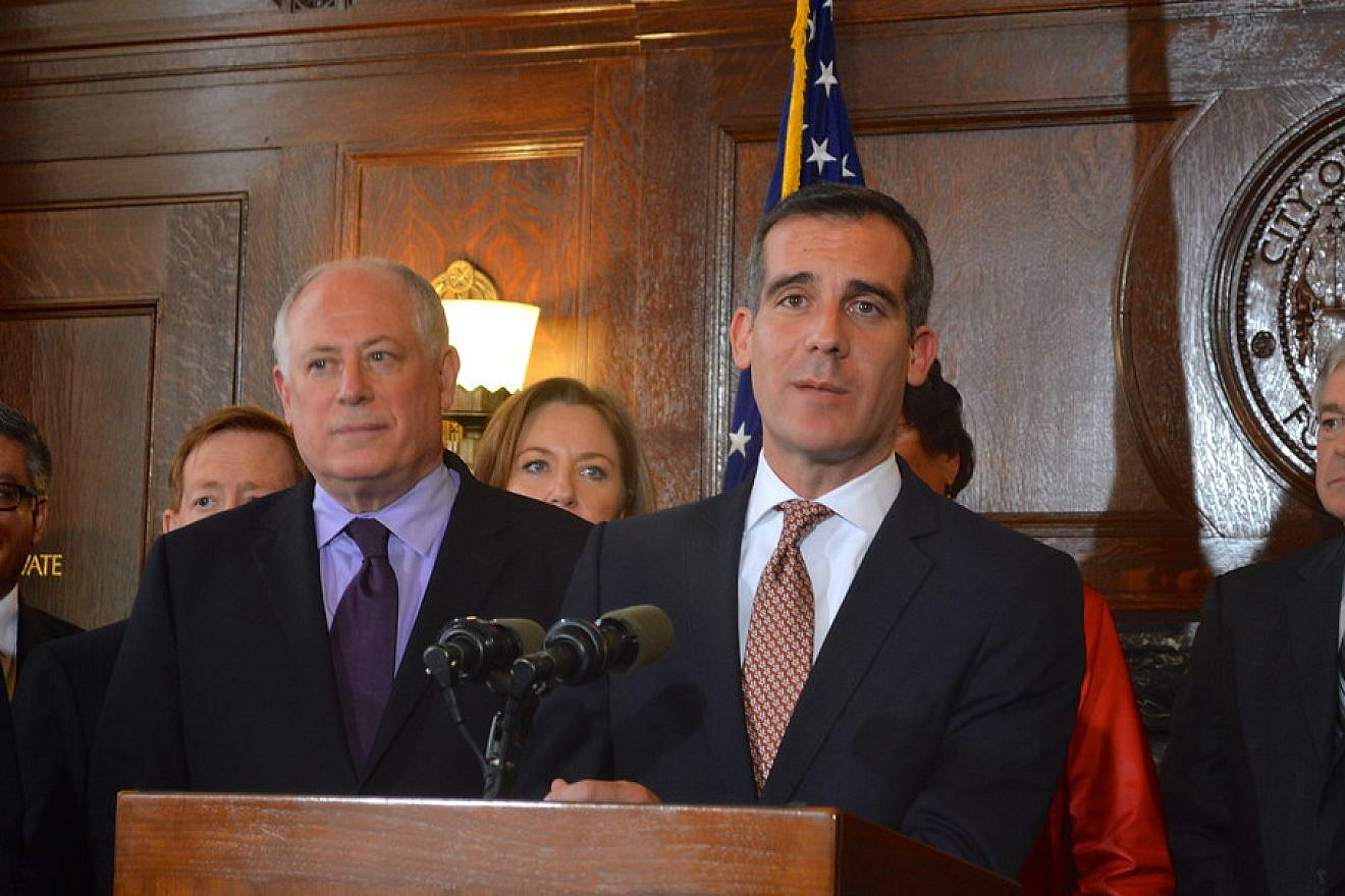 Then-Illinois Gov. Pat Quinn and Los Angeles Mayor Eric Garcetti. Credit: Flickr.