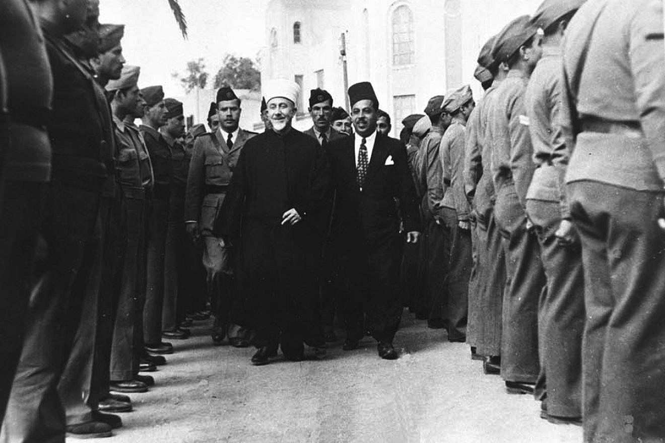 The Grand Mufti of Jerusalem Haj Amin al-Husseini visits a Galilee village on April 23, 1947. Photo: The IDF and Defense Establishment Archives in Tel Hashomer (Tel Aviv).