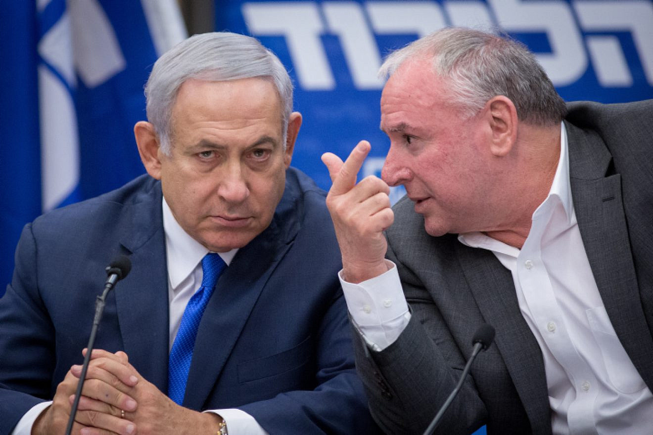 Prime Minister Benjamin Netanyahu and then-coalition whip David Amsalem during a Likud faction meeting in the Knesset on Nov. 19, 2018. Photo by Miriam Alster/Flash90.
