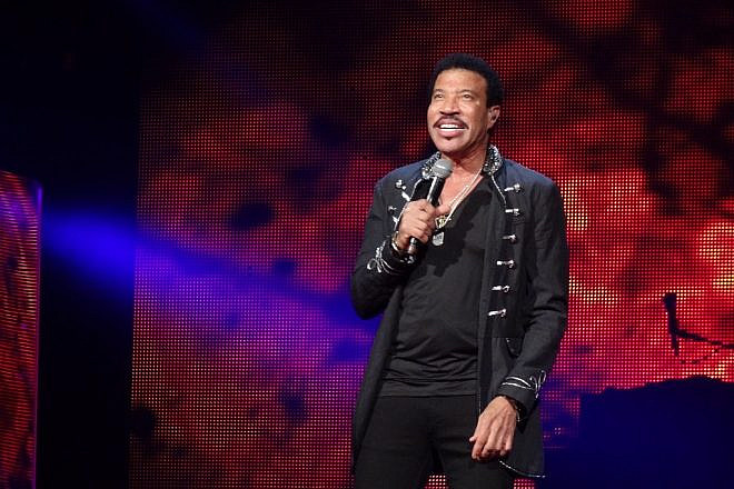 Musician Lionel Richie at the O2 World, Berlin, on Feb. 17, 2015 during his “All The Hits All Night Long” 2015 European Tour. Credit: Flickr.