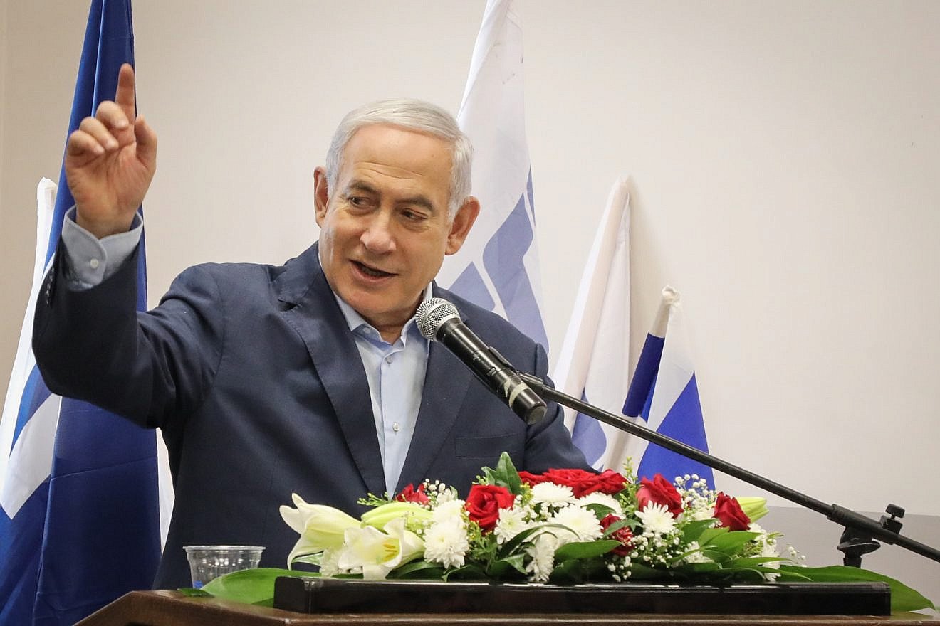 Israeli prime minister Benjamin Netanyahu speaks during a visit in Efrat, in Gush Etzion, on July 31, 2019. Credit: Gershon Elinson/Flash90