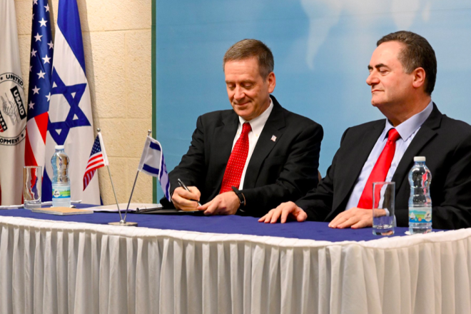 U.S. Agency for International Development administrator Mark Green signs a Memorandum of Understanding (MOU) with Israeli Foreign Minister Israel Katz in Jerusalem on Aug. 21, 2019. Credit: Screenshot via Mark Green/Twitter.