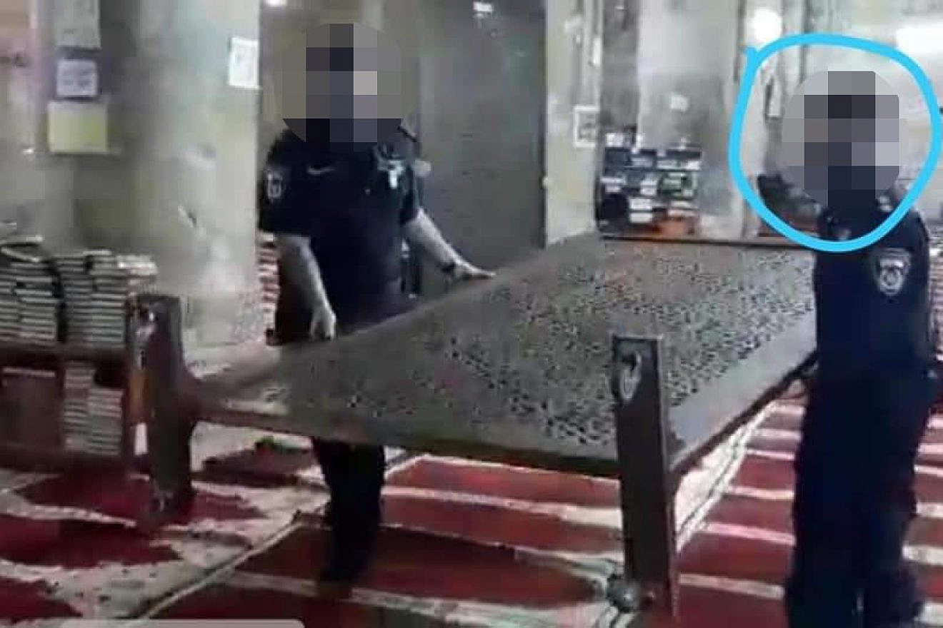 In this image, uploaded to Facebook by the Hamas-affiliated Shehab News Agency on Aug. 18, 2019, the Israeli police officer that shot a terrorist in self-defense in Jerusalem’s Old City on Aug. 15 is singled out with a blue circle. The officers’ faces have been blurred for their protection. Photo: Screenshot.