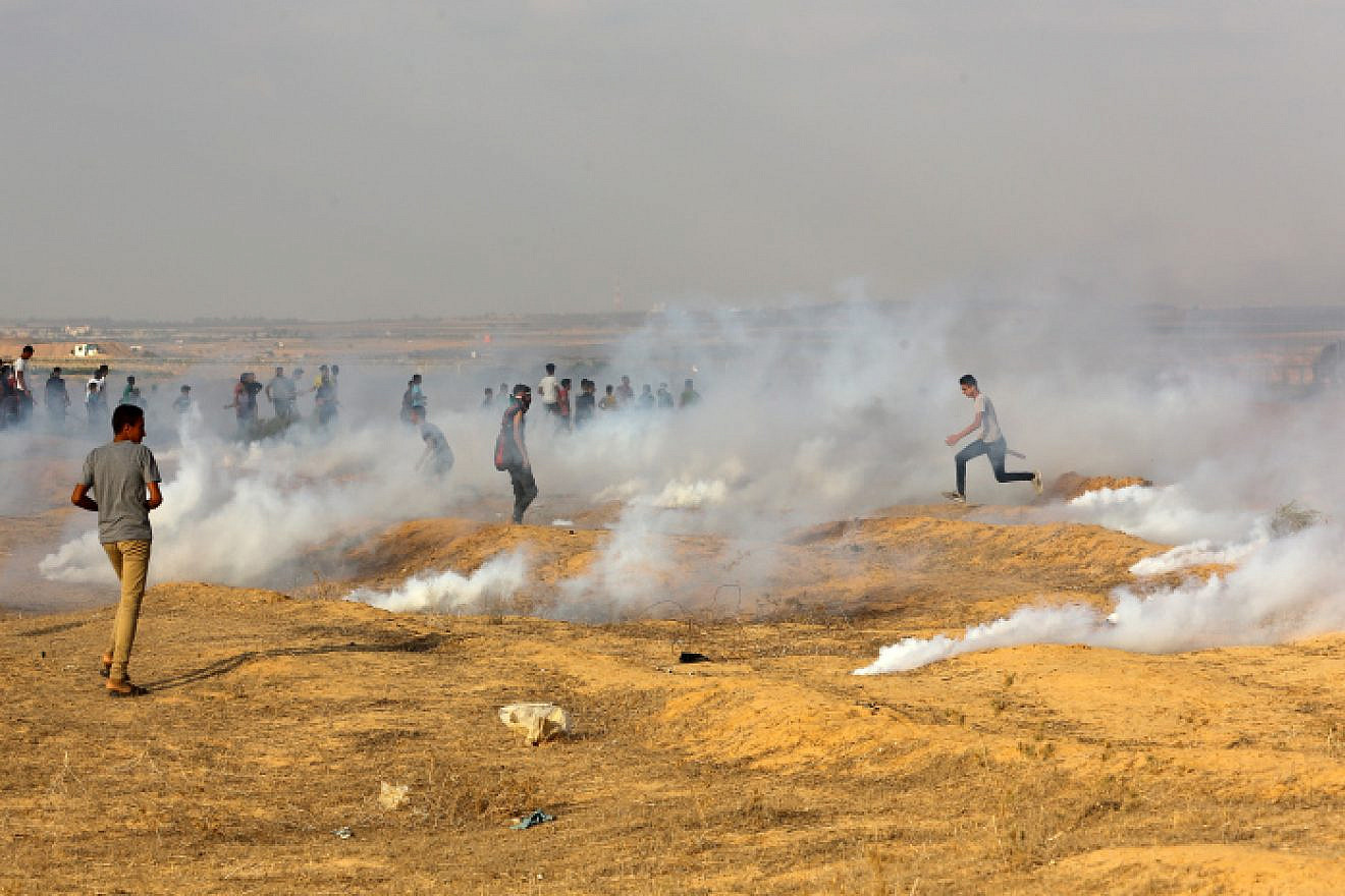 Palestinian protesters clash with Israeli forces near the Gaza-Israel border, east of Rafah in the southern Gaza Strip omn Sept. 13, 2019. Photo by Abed Rahim Khatib/Flash90.
