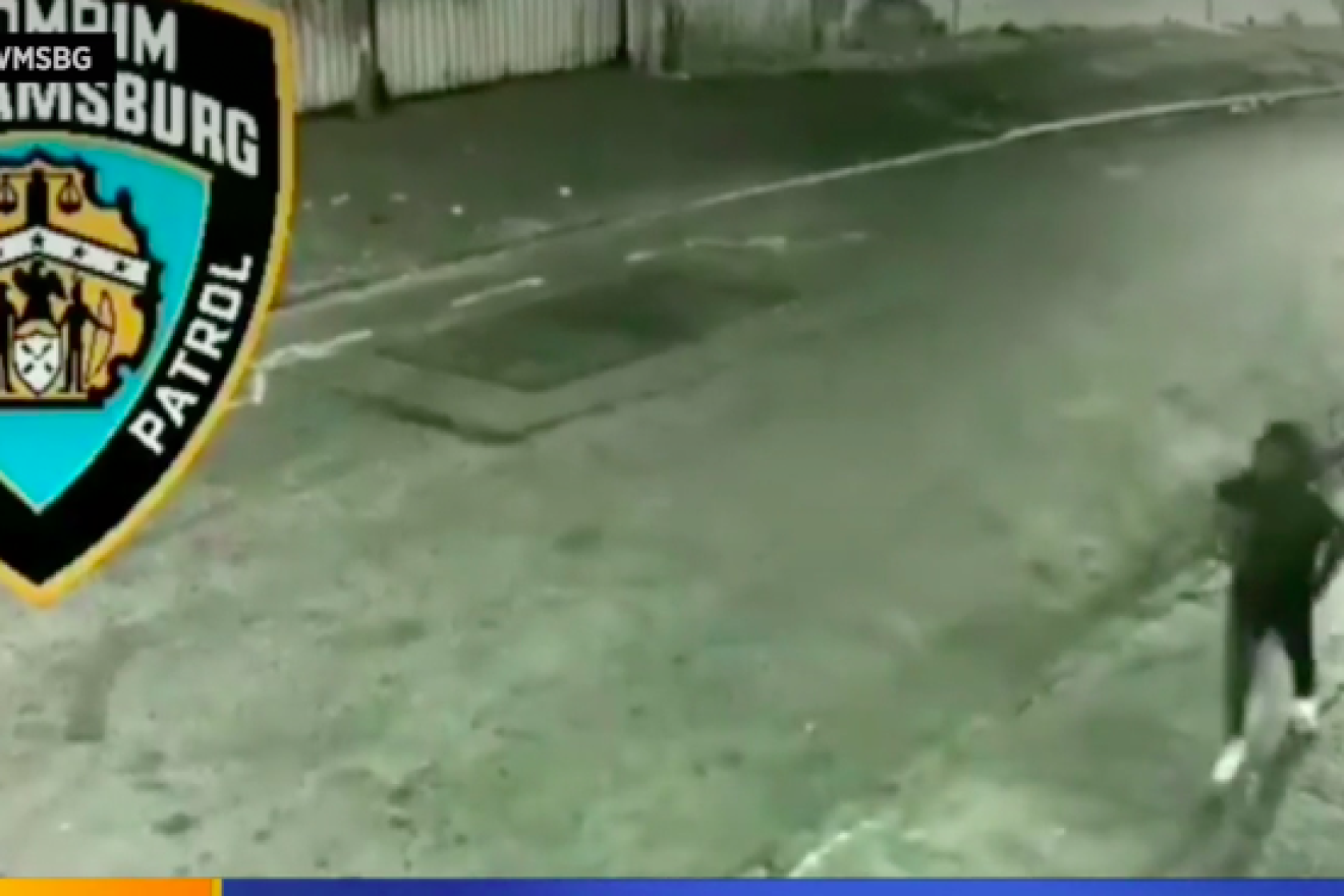 One of two suspects accused of beating a Chassidic man in the Bedford-Stuyvesant neighborhood of Brooklyn, N.Y. Credit: Screenshot.