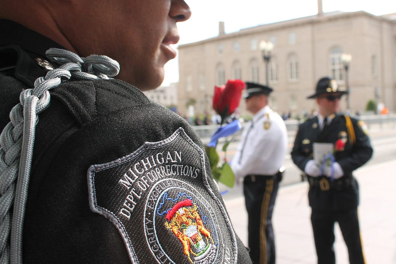 A Michigan Department of Corrections officer. Credit: Wikimedia Commons.