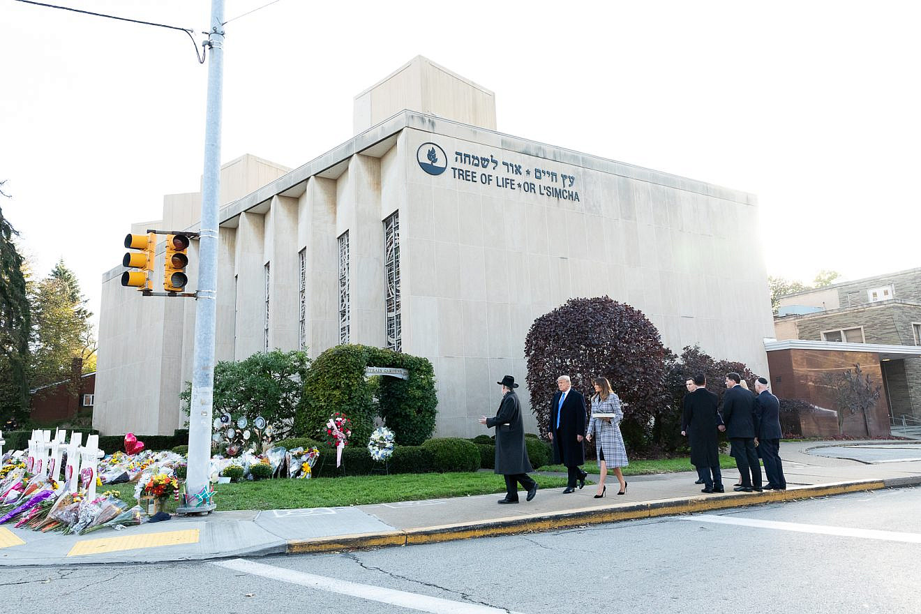 U.S. President Donald Trump and first lady Melania Trump, along with U.S. and Israeli officials, visited the Tree of Life*Or L’Simcha Synagogue shortly after the mass shooting on Oct. 27, 2018. Credit: Wikimedia Commons.