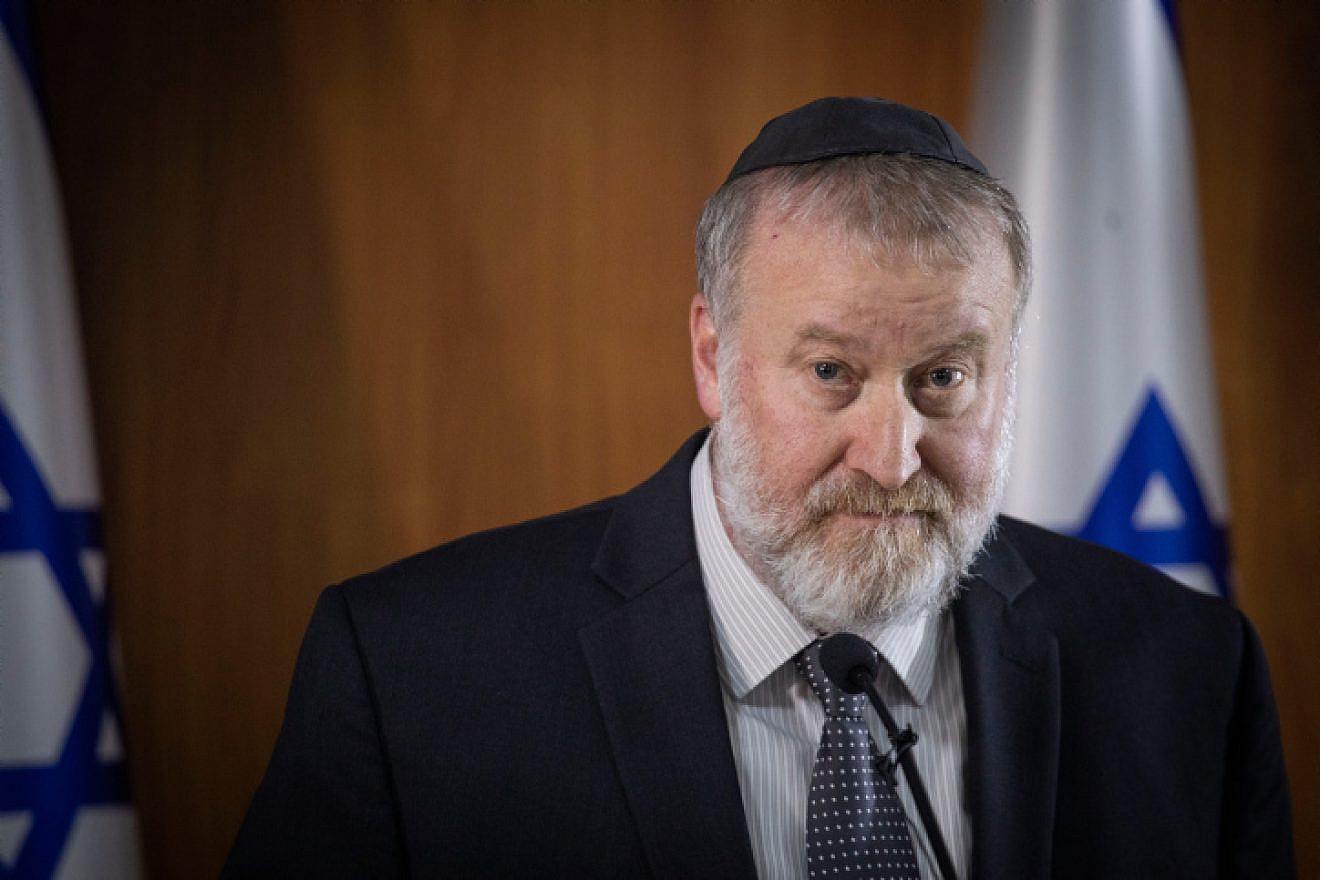 Israel's Attorney General Avichai Mandelblit holds a press conference at the Justice Ministry in Jerusalem, announcing his decision that Prime Minister Benjamin Netanyahu will stand trial for bribery, fraud and breach of trust in three different corruption cases, dubbed by police Case 1000,  Case 2000 and Case 4000. Nov. 21, 2019. Photo by Hadas Parush/Flash90.