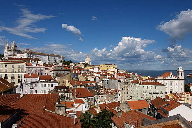 The Alfama quarter of Lisbon, Portugal, on April 24, 2011. Photo: Aubry Françon via Wikimedia Commons.