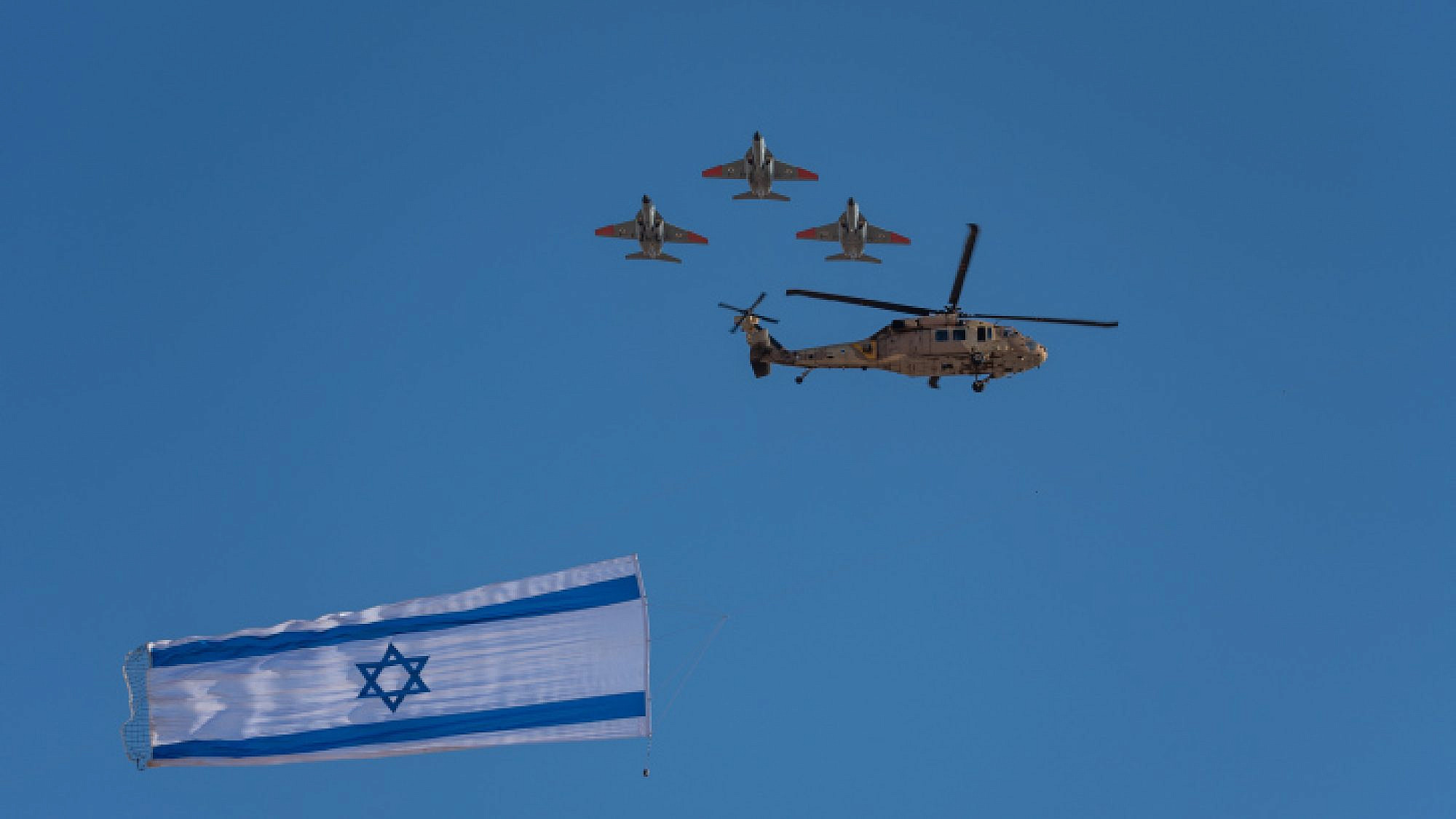 An Israel Air Force graduation ceremony at the Hatzerim Air Base in the Negev desert, June 27, 2019. Photo by Mila Aviv/Flash90.