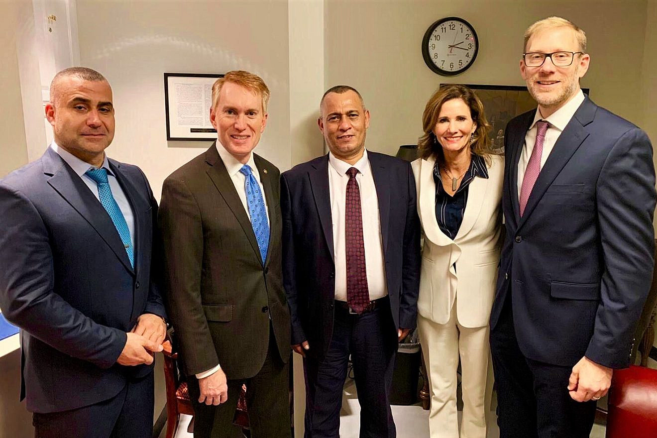 From left: Wesam Seder, Palestinian member of the JS Chamber; Sen. James Lankford (R-Okla.); Ashraf Jabari; Heather Johnston, executive director of USIEA; and Avi Zimmerman. Credit: JS Chamber.