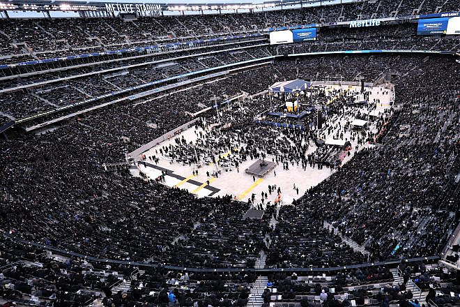 View of the crowd at the 13th “Siyum Hashas” of Daf Yomi at MetLife Stadium in New Jersey, Jan. 1, 2020. Photo by Moshe Gershbaum and Chaim Schwartz/Agudath Israel of America Archives.