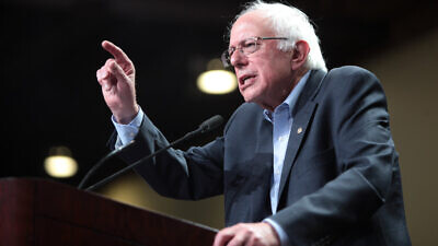 Sen. Bernie Sanders (I-Vt.) speaks with supporters at a campaign rally at the Phoenix Convention Center in Arizona. Credit: Gage Skidmore/Flickr.