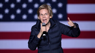 Sen. Elizabeth Warren (D-Mass.) speaking with supporters at a campaign rally at Laney College in Oakland, Calif. Credit: Gage Skidmore/Flickr via Wikimedia Commos.