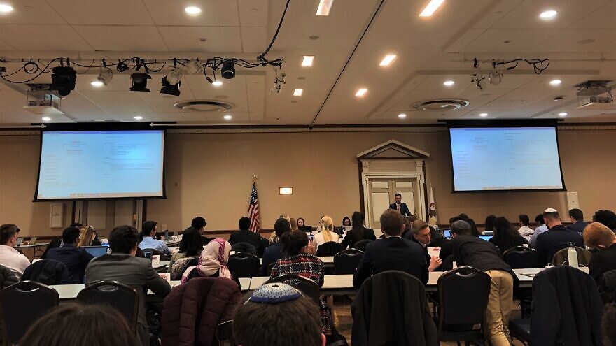 Students, faculty and clergy gather at the University of Illinois at Urbana-Champaign for a vote to pass a BDS resolution on campus on Feb. 13, 2020. Photo by Ben Zavell.