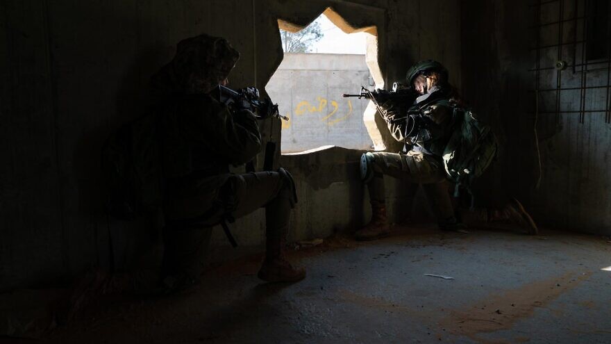 The Israel Defense Forces’ mixed-gender Caracal light infantry battalion prepares for threats from the Sinai. Credit: IDF Spokesperson's Unit.