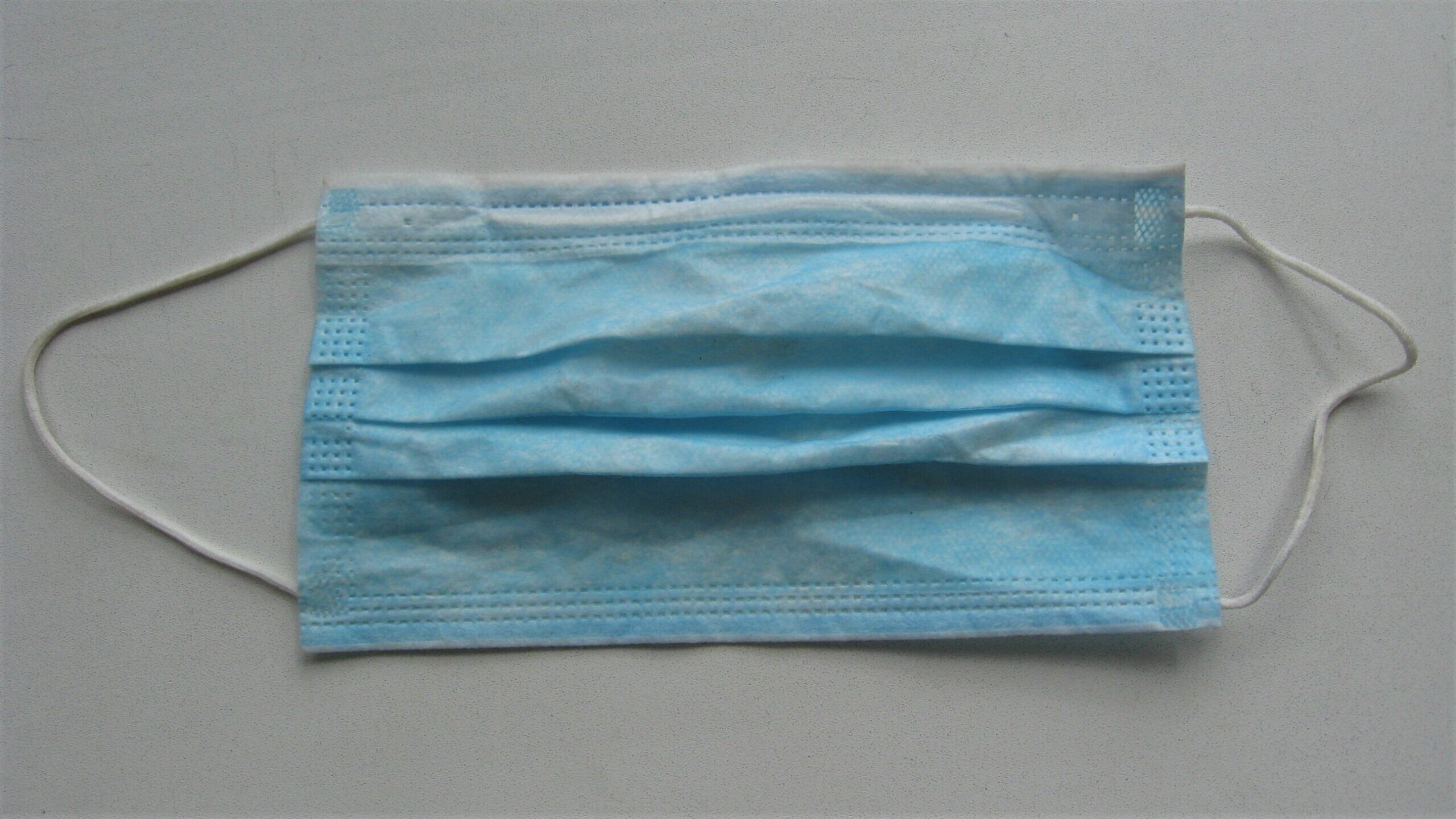 Israeli officials make wearing masks in public mandatory