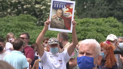A protest in Sarajevo against a Mass honoring Croatia's Nazi collaborators during World War II, on May 16, 2020. Screenshot.